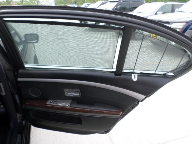 2006 BMW 7 Series 750Li   - Photo 25 - Cincinnati, OH 45255