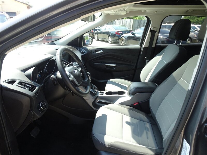 2014 Ford Escape SE   - Photo 13 - Cincinnati, OH 45255