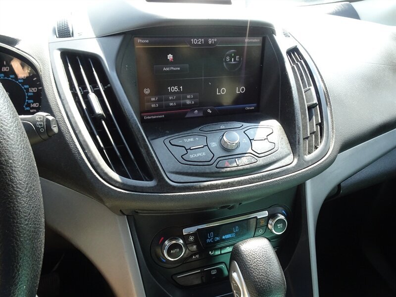 2014 Ford Escape SE   - Photo 21 - Cincinnati, OH 45255