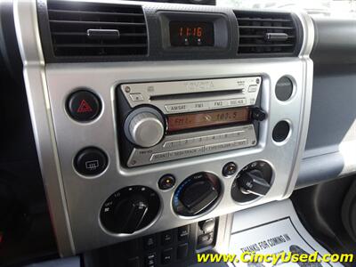 2007 Toyota FJ Cruiser 4.0L V6 4X4   - Photo 17 - Cincinnati, OH 45255