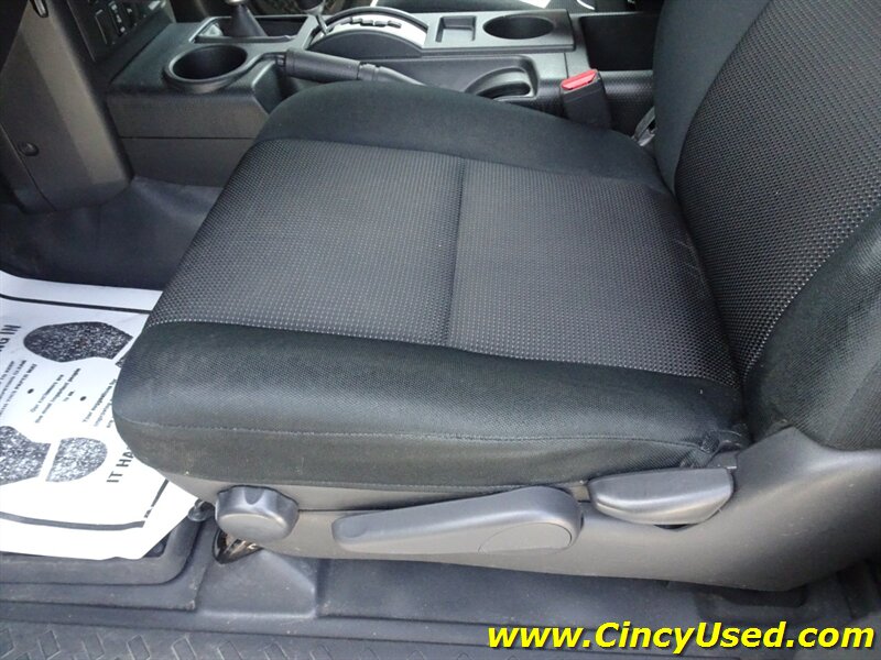 2007 Toyota FJ Cruiser 4.0L V6 4X4 - Photo 25 - Cincinnati, OH 45255