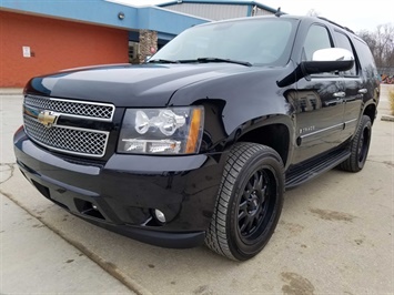 2008 Chevrolet Tahoe LTZ   - Photo 8 - Cincinnati, OH 45255