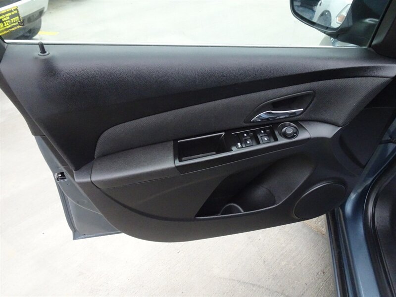 2012 Chevrolet Cruze LTZ - Photo 47 - Cincinnati, OH 45255