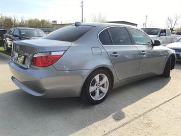 2007 BMW 5 Series 530xi   - Photo 13 - Cincinnati, OH 45255