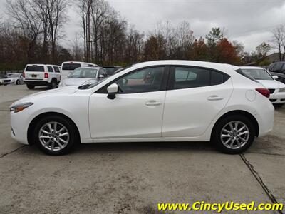 2017 Mazda MAZDA3 Sport   - Photo 5 - Cincinnati, OH 45255