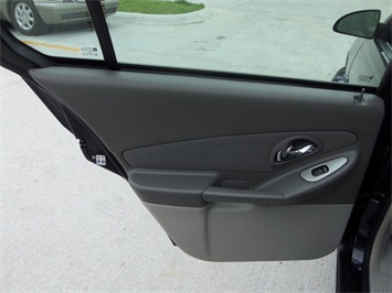 2006 Chevrolet Malibu LS   - Photo 22 - Cincinnati, OH 45255