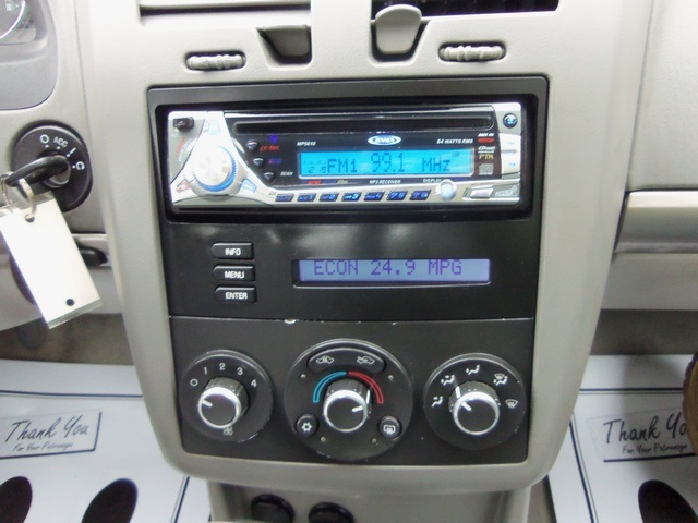 2006 Chevrolet Malibu LS - Photo 16 - Cincinnati, OH 45255