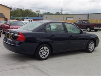 2006 Chevrolet Malibu LS   - Photo 6 - Cincinnati, OH 45255