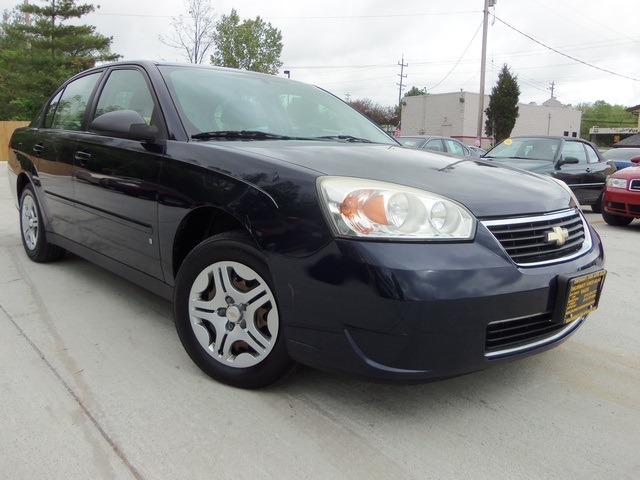 2006 Chevrolet Malibu LS - Photo 10 - Cincinnati, OH 45255