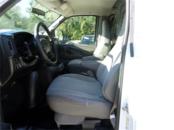 2006 Chevrolet G2500 Vans Express   - Photo 14 - Cincinnati, OH 45255