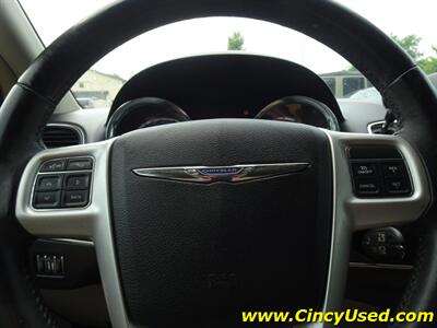 2016 Chrysler Town & Country Touring Handicap - Photo 24 - Cincinnati, OH 45255
