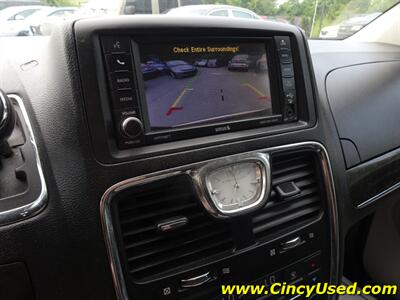 2016 Chrysler Town & Country Touring Handicap - Photo 23 - Cincinnati, OH 45255