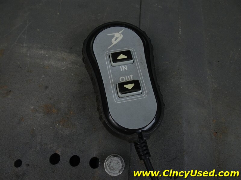 2016 Chrysler Town & Country Touring Handicap - Photo 18 - Cincinnati, OH 45255