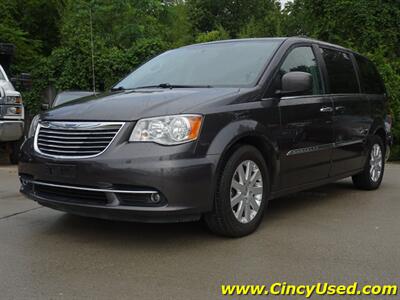 2016 Chrysler Town & Country Touring Handicap - Photo 3 - Cincinnati, OH 45255