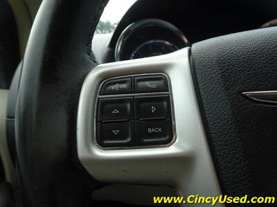 2016 Chrysler Town & Country Touring Handicap - Photo 25 - Cincinnati, OH 45255