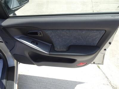 2001 Hyundai Elantra GLS   - Photo 21 - Cincinnati, OH 45255