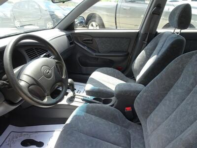 2001 Hyundai Elantra GLS   - Photo 14 - Cincinnati, OH 45255