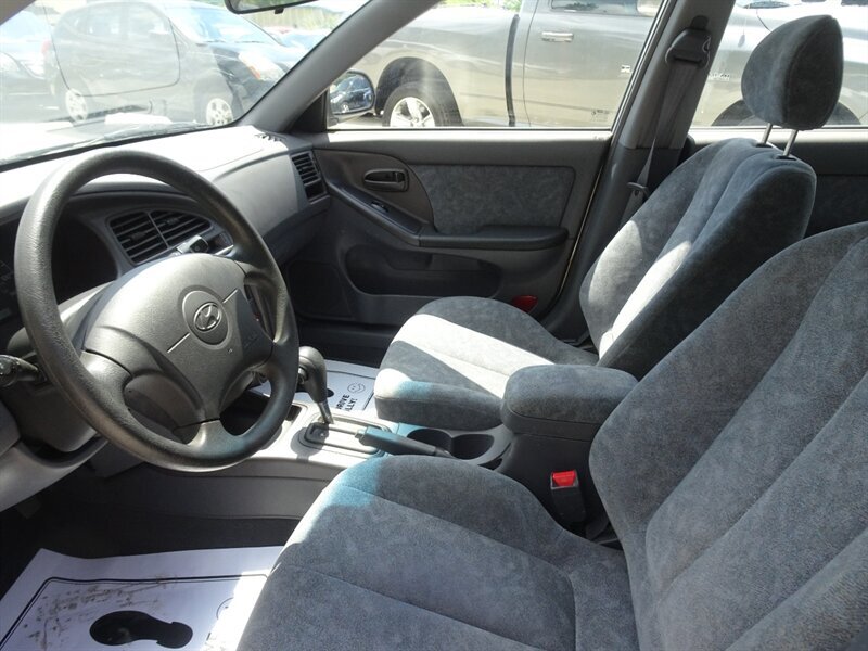 2001 Hyundai Elantra GLS - Photo 14 - Cincinnati, OH 45255