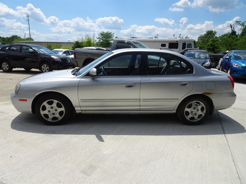 2001 Hyundai Elantra GLS - Photo 7 - Cincinnati, OH 45255