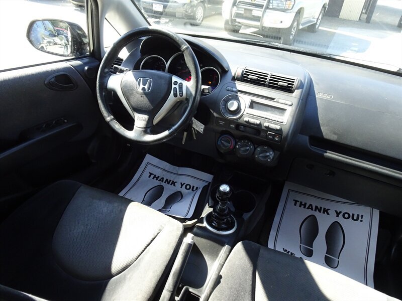 2007 Honda Fit Sport I4 FWD - Photo 9 - Cincinnati, OH 45255