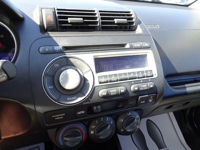 2007 Honda Fit Sport I4 FWD - Photo 20 - Cincinnati, OH 45255