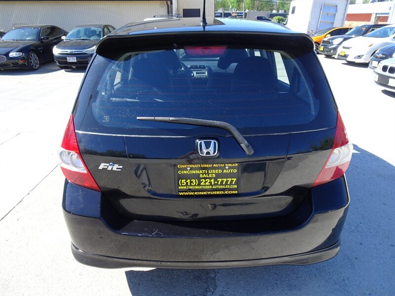 2007 Honda Fit Sport I4 FWD - Photo 5 - Cincinnati, OH 45255