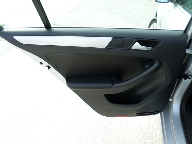 2013 Volkswagen Jetta SE   - Photo 23 - Cincinnati, OH 45255