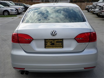 2013 Volkswagen Jetta SE   - Photo 5 - Cincinnati, OH 45255