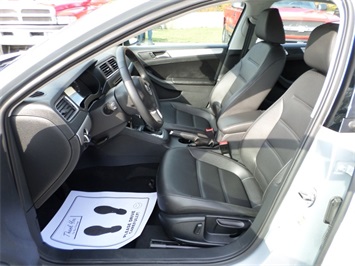 2013 Volkswagen Jetta SE   - Photo 14 - Cincinnati, OH 45255