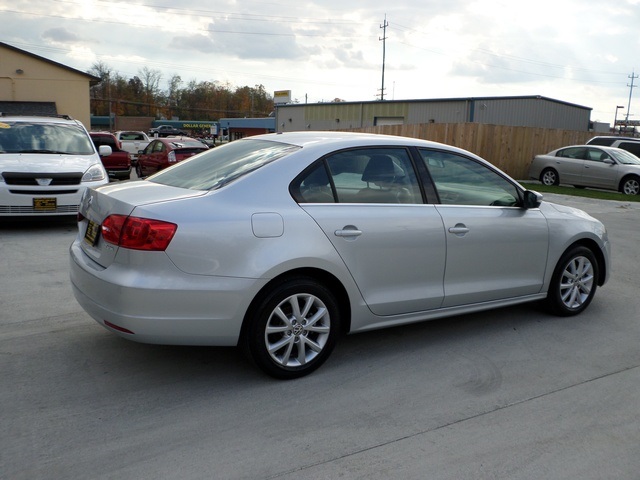 2013 Volkswagen Jetta SE   - Photo 6 - Cincinnati, OH 45255