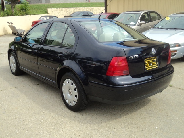 2000 Volkswagen Jetta GLS   - Photo 4 - Cincinnati, OH 45255