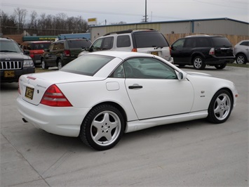 1999 Mercedes-Benz SLK230 Sport   - Photo 6 - Cincinnati, OH 45255