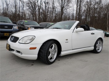 1999 Mercedes-Benz SLK230 Sport   - Photo 11 - Cincinnati, OH 45255