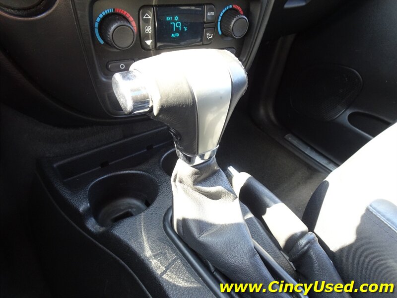 2008 Chevrolet Trailblazer SS - Photo 17 - Cincinnati, OH 45255