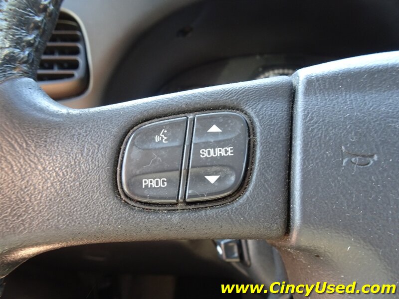 2008 Chevrolet Trailblazer SS - Photo 19 - Cincinnati, OH 45255