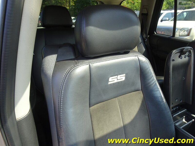 2008 Chevrolet Trailblazer SS - Photo 16 - Cincinnati, OH 45255