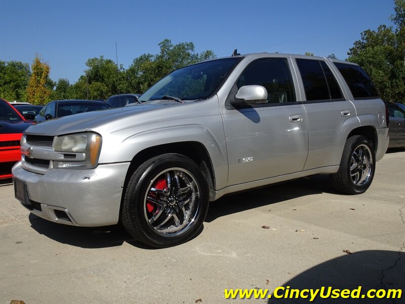 2008 Chevrolet Trailblazer SS - Photo 3 - Cincinnati, OH 45255