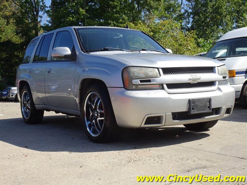 2008 Chevrolet Trailblazer SS - Photo 4 - Cincinnati, OH 45255