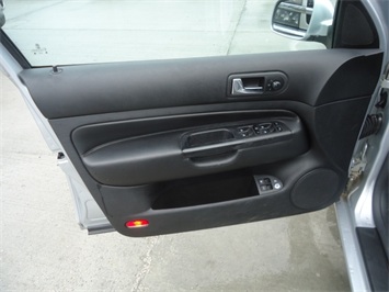 2003 Volkswagen Jetta GLS   - Photo 23 - Cincinnati, OH 45255