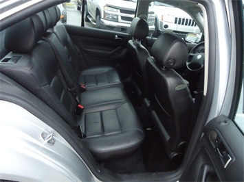 2003 Volkswagen Jetta GLS   - Photo 9 - Cincinnati, OH 45255