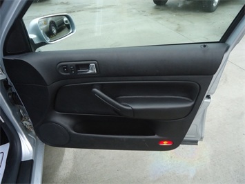 2003 Volkswagen Jetta GLS   - Photo 24 - Cincinnati, OH 45255