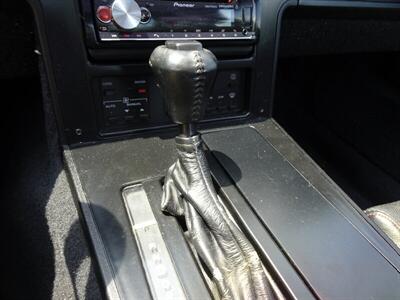 1988 Chevrolet Corvette   - Photo 77 - Cincinnati, OH 45255