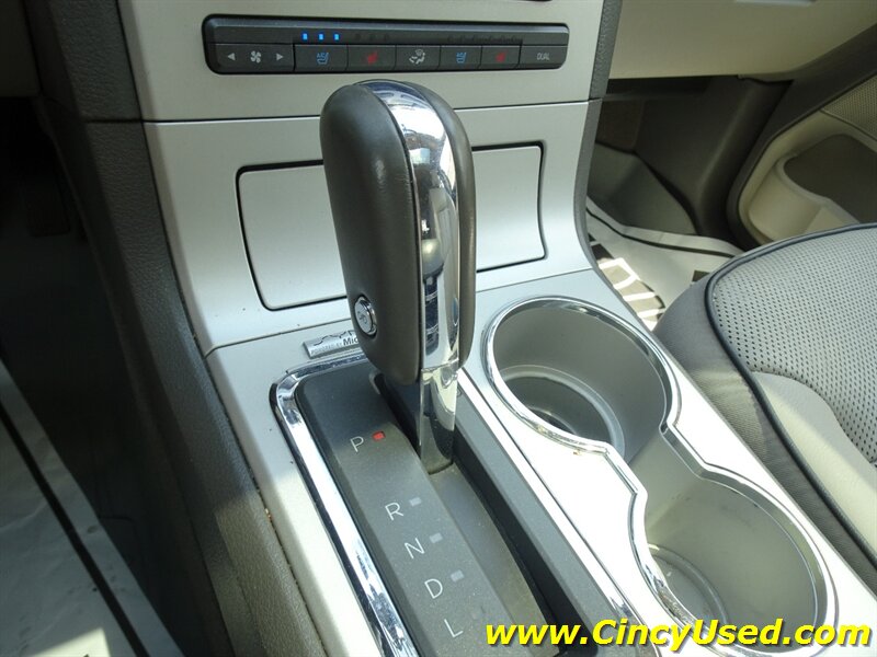 2008 Lincoln MKX - Photo 19 - Cincinnati, OH 45255