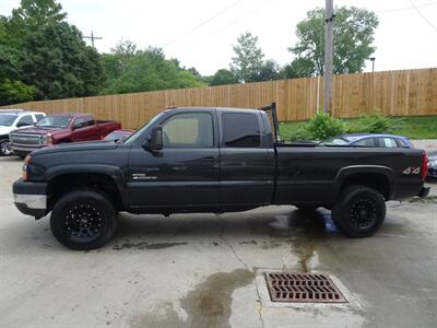 2003 Chevrolet Silverado 2500 HD LT 6.6L Duramax V8 4X4   - Photo 8 - Cincinnati, OH 45255