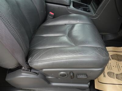 2003 Chevrolet Silverado 2500 HD LT 6.6L Duramax V8 4X4   - Photo 22 - Cincinnati, OH 45255