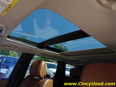 2012 Jeep Grand Cherokee Overland Summit - Photo 28 - Cincinnati, OH 45255