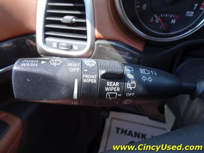 2012 Jeep Grand Cherokee Overland Summit - Photo 26 - Cincinnati, OH 45255