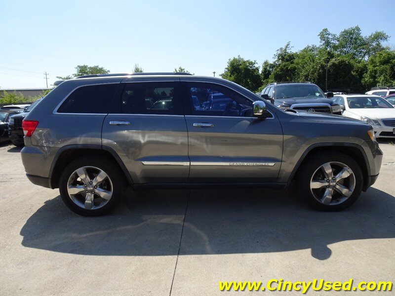 2012 Jeep Grand Cherokee Overland Summit - Photo 6 - Cincinnati, OH 45255