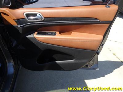 2012 Jeep Grand Cherokee Overland Summit - Photo 30 - Cincinnati, OH 45255