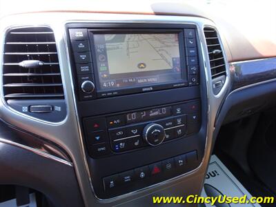 2012 Jeep Grand Cherokee Overland Summit - Photo 19 - Cincinnati, OH 45255